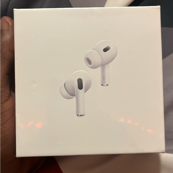 Apple AirPods Pro with MagSafe Charging Case